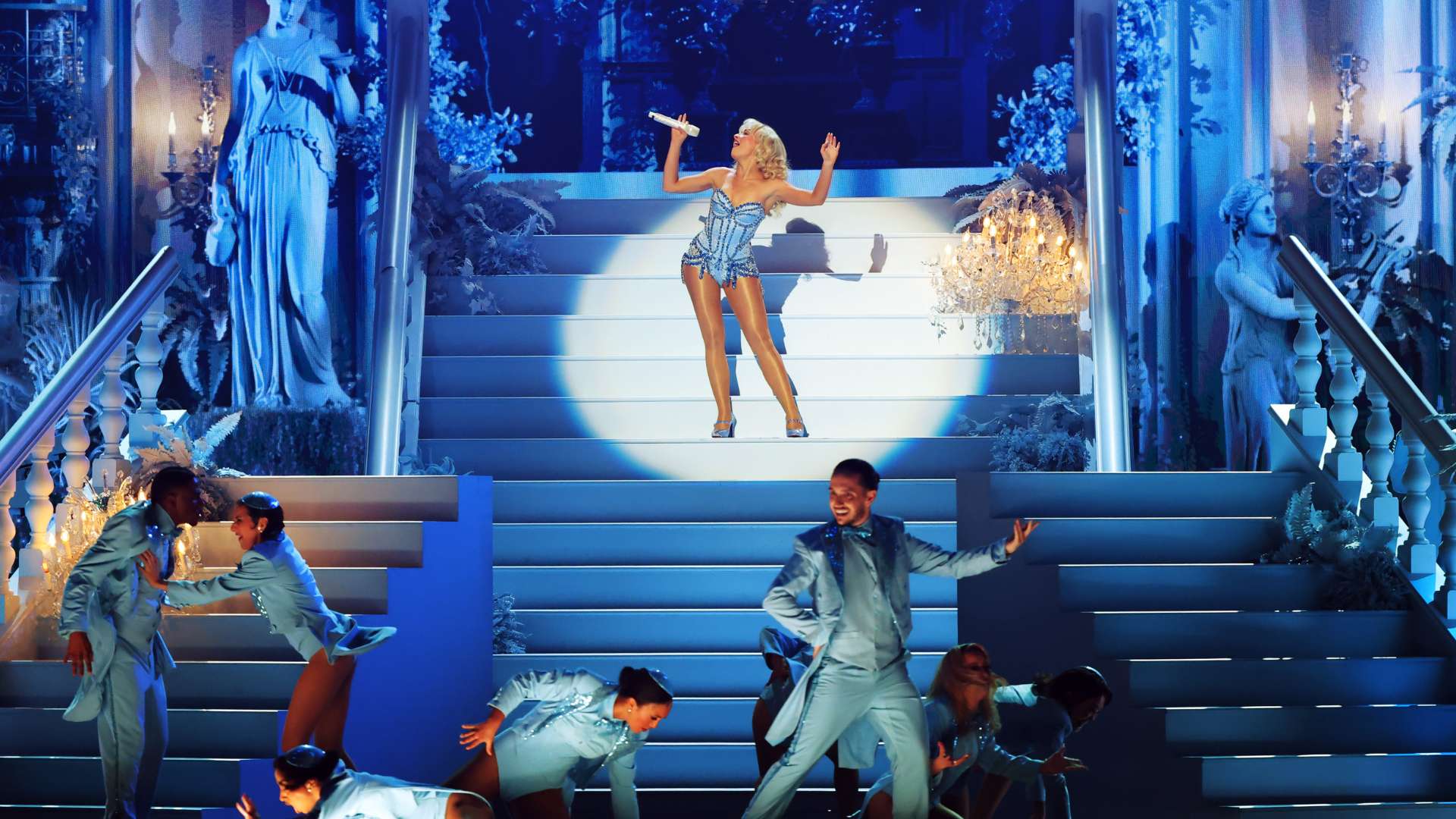 中国队仍存 中国队仍存